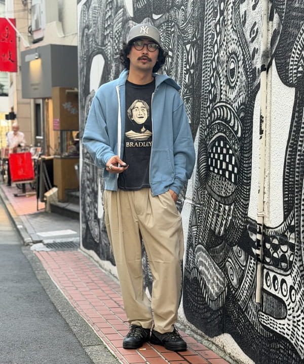BAKU(東江 漠)さんの「BEAMS WOMEN｜ドライ 2プリーツ イージーパンツ」を使ったコーディネート