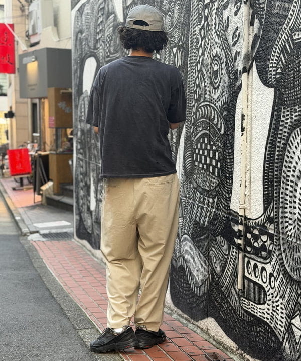 BAKU(東江 漠)さんの「BEAMS WOMEN｜ドライ 2プリーツ イージーパンツ」を使ったコーディネート