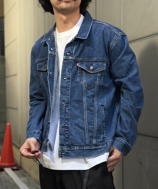 BAKU(東江 漠)さんの「BEAMS｜【別注】Gramicci / スラックス 26SS｜テーパードシルエット スラミチ｜ストレッチ｜ビジカジ」を使ったコーディネート