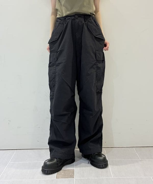 りかちょび/岸本梨佳さんの「HIGHTIDE / スチールメガネケース」を使ったコーディネート