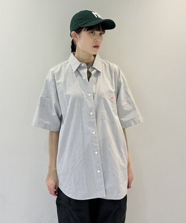 りかちょび/岸本梨佳さんの「HIGHTIDE / スチールメガネケース」を使ったコーディネート