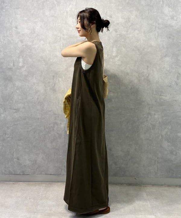 坂本 涼花さんの「BEAMS WOMEN｜ピグメント ダイ ワンピース」を使ったコーディネート
