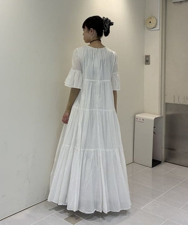 りかちょび/岸本梨佳さんの「BEAMS WOMEN｜ワンハンドル ペーパー トートバッグ　母の日 」を使ったコーディネート