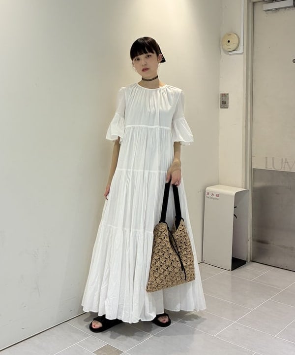 りかちょび/岸本梨佳さんの「BEAMS WOMEN｜ワンハンドル ペーパー トートバッグ　母の日 」を使ったコーディネート
