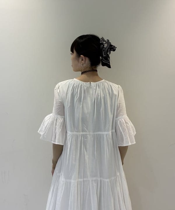 りかちょび/岸本梨佳さんの「BEAMS WOMEN｜ワンハンドル ペーパー トートバッグ　母の日 」を使ったコーディネート