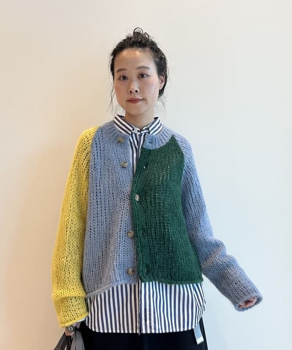 清水 彩乃さんの「BEAMS WOMEN｜ロンドン ストライプ ボタンダウン シャツ」を使ったコーディネート