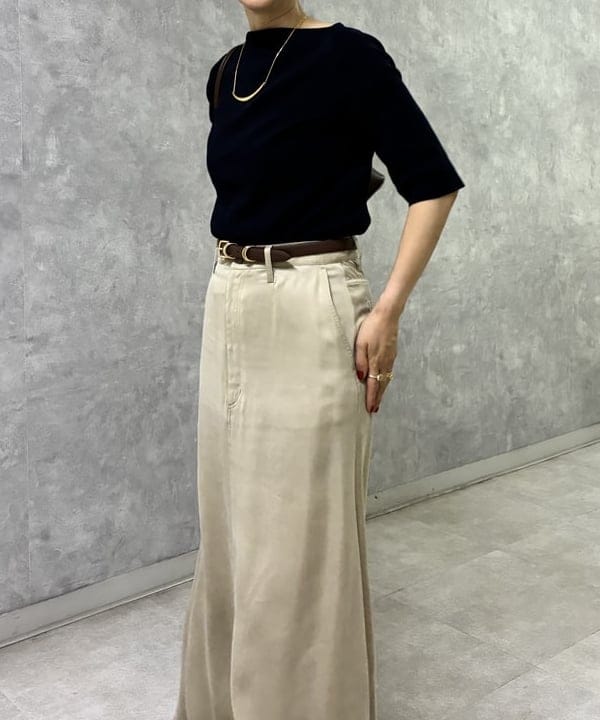 越智 里美さんの「BEAMS WOMEN｜シンプル ボートネック ニット .M」を使ったコーディネート