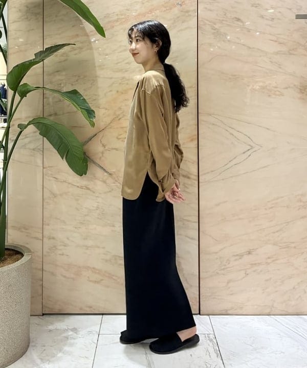 中丸　栞さんの「BEAMS WOMEN｜Mario Doni / BUCHINE サンダル」を使ったコーディネート