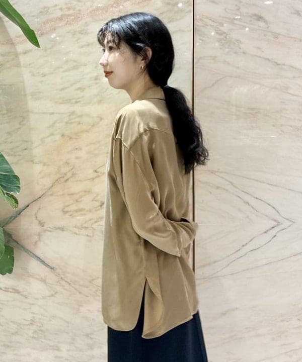 中丸　栞さんの「BEAMS WOMEN｜Mario Doni / BUCHINE サンダル」を使ったコーディネート
