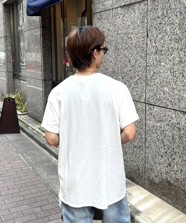 照田 拓史さんの「BEAMS WOMEN｜【別注】JUNK FOOD / STAY POSITIVE FLEA MARKET TEE」を使ったコーディネート