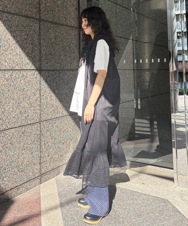 ばるたんさんの「BEAMS WOMEN｜ヴィンテージ レース ワンピース」を使ったコーディネート