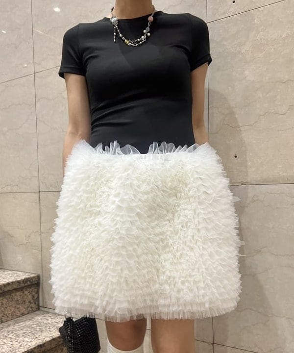 あさひさんの「BEAMS WOMEN｜【別注】bLicensceLL / ビジュー 2WAY チェーン バッグ」を使ったコーディネート