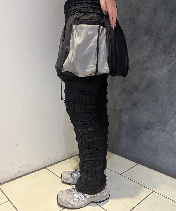 星野 真依さんの「BEAMS WOMEN｜シフォン シャーリング タンクトップ」を使ったコーディネート