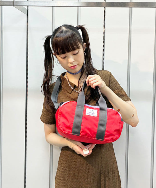 りかちょび/岸本梨佳さんの「カット ジャカード マーメイド ワンピース」を使ったコーディネート