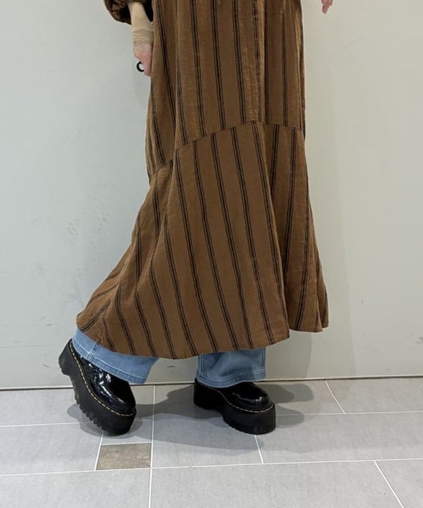 りかちょび/岸本梨佳さんの「BEAMS WOMEN｜リネン バルーンスリーブ ワンピース」を使ったコーディネート