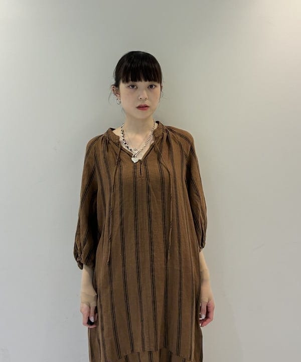 りかちょび/岸本梨佳さんの「BEAMS WOMEN｜リネン バルーンスリーブ ワンピース」を使ったコーディネート