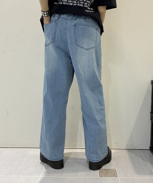 りかちょび/岸本梨佳さんの「BEAMS WOMEN｜【別注】Gramicci / 5ポケット ワイド デニム」を使ったコーディネート