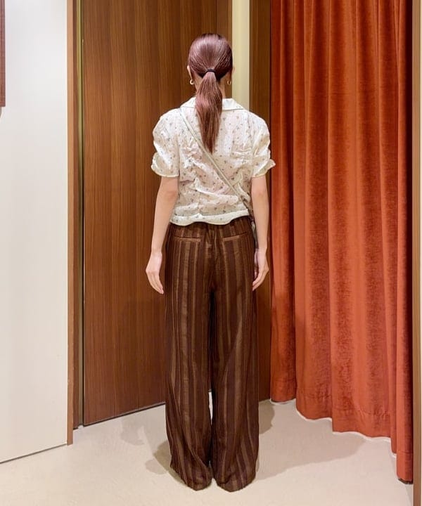 むりょさんの「BEAMS WOMEN｜GIANNI CHIARINI / メタリック ALIFA レザーショルダーバッグ S」を使ったコーディネート