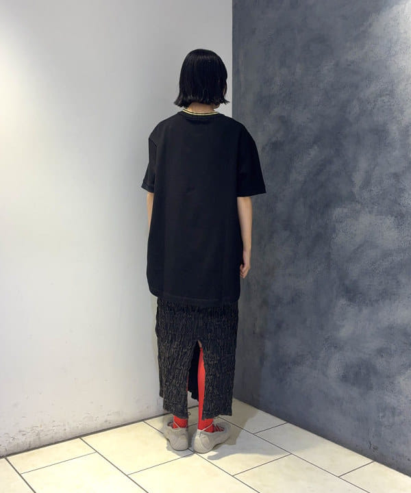 SAEさんの「BEAMS WOMEN｜【別注】FRED PERRY / リラックスド ピケ Tシャツ」を使ったコーディネート