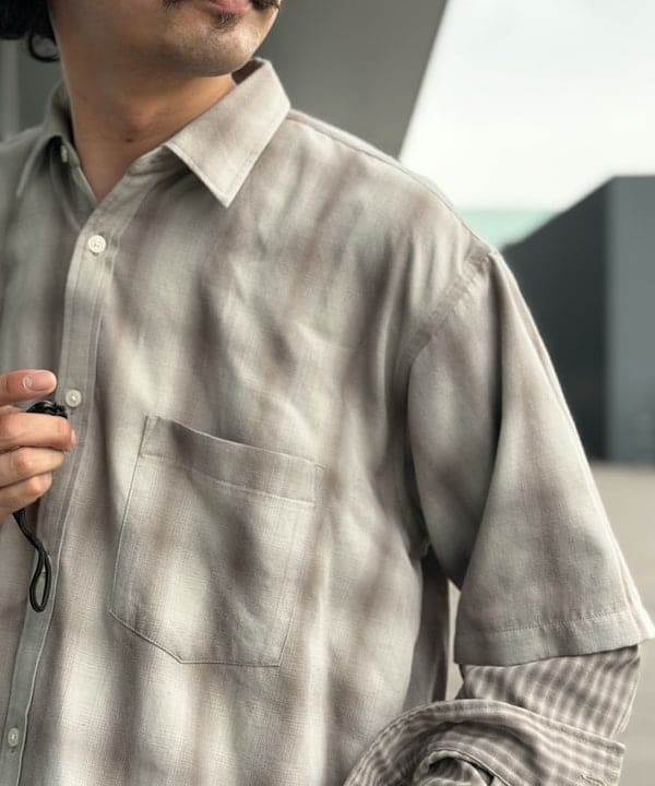 BAKU(東江 漠)さんの「コットンピケ ストレッチ テーパード パンツ【スリムフィット】」を使ったコーディネート