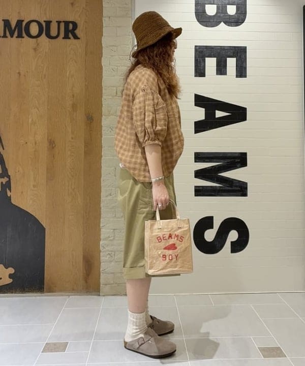 エノモト アミさんの「BEAMS WOMEN｜リネン チェック スモック シャツ ＜イージーケア＞」を使ったコーディネート