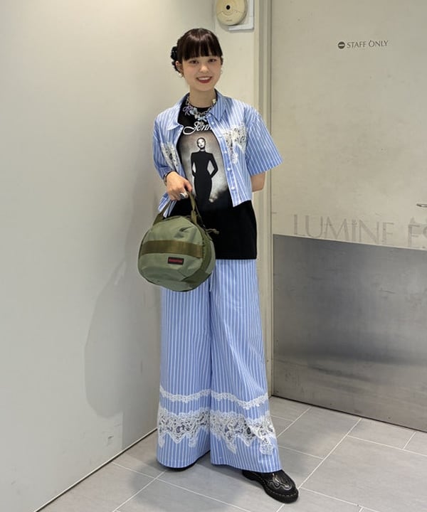 りかちょび/岸本梨佳さんの「BEAMS WOMEN｜【別注】BRIEFING / ヘルメット バッグ &rdquo;OLIVE&rdquo;」を使ったコーディネート