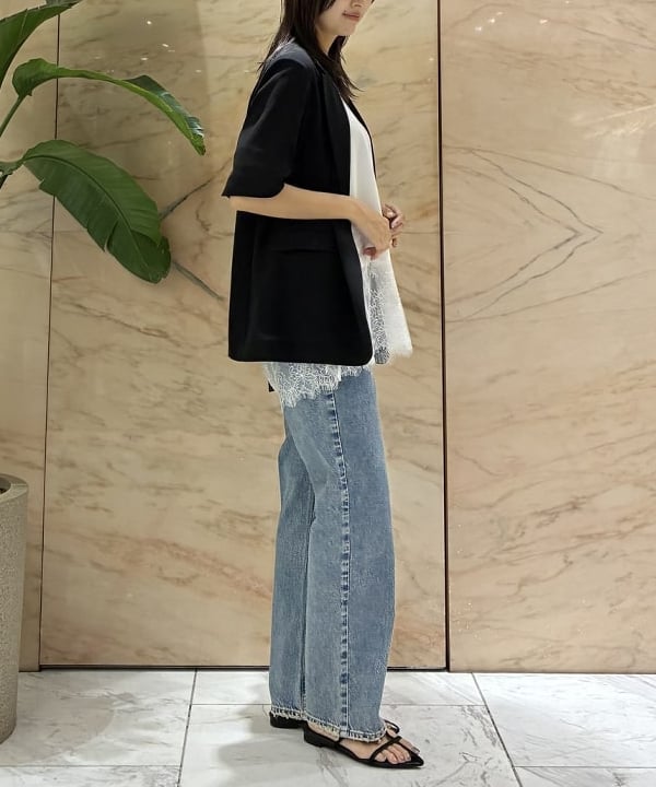 茂野 真楓さんの「BEAMS WOMEN｜シアー ハーフスリーブ ジャケット」を使ったコーディネート