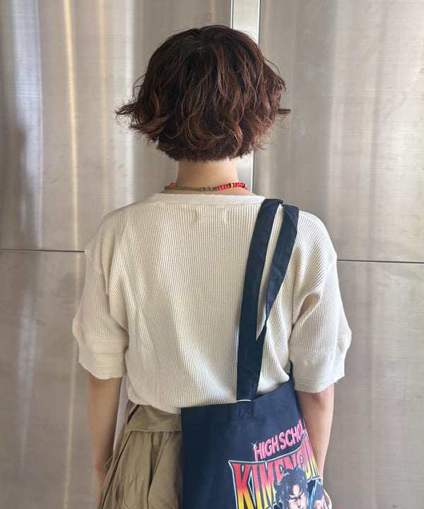 みりさんの「ダメージ サーマル Tシャツ」を使ったコーディネート