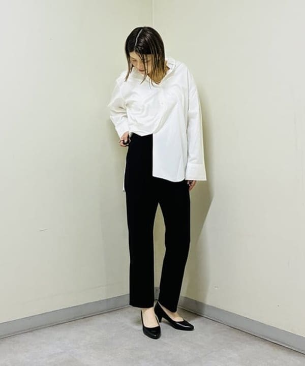 岩沢 珠代さんの「BEAMS WOMEN｜2WAY オーバーシャツ」を使ったコーディネート