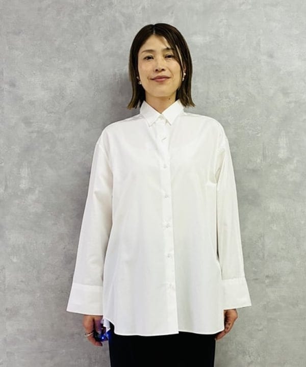 岩沢 珠代さんの「BEAMS WOMEN｜2WAY オーバーシャツ」を使ったコーディネート