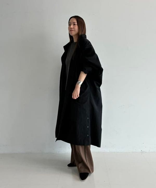 関 桂子さんの「BEAMS WOMEN｜AK+1 / タスラン オーバーコート」を使ったコーディネート