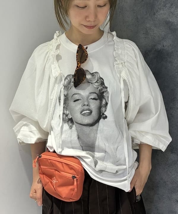 にしだてさんの「BEAMS WOMEN｜【別注】GOOD ROCK SPEED / Monroe / Photo Tシャツ」を使ったコーディネート
