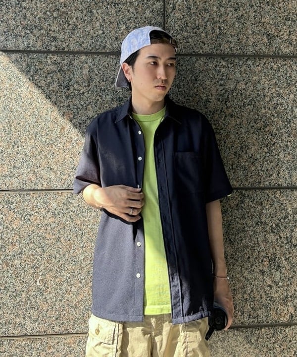 深澤 琥太郎さんの「BEAMS WOMEN｜シアサッカー シャツ【リラックスフィット】」を使ったコーディネート
