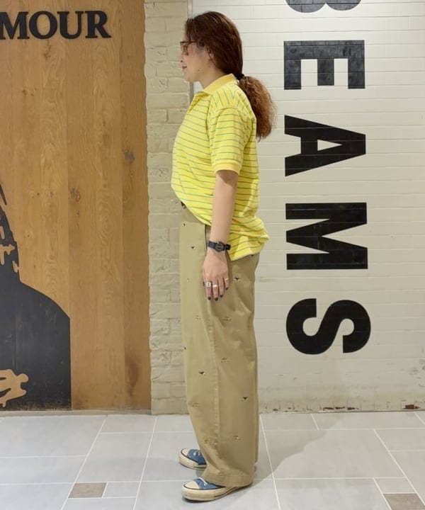 エノモト アミさんの「BEAMS WOMEN｜ボーイ ドッグ エンブロイダリー チノ」を使ったコーディネート
