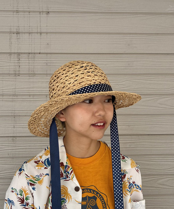 MATSUMOTO AMIさんの「BEAMS WOMEN｜【別注】SUN SURF / オープンカラー シャツ」を使ったコーディネート
