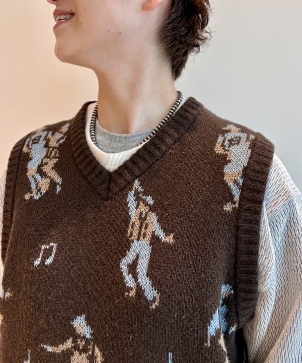 木村 梨香さんの「BEAMS WOMEN｜ジャカード ニットベスト」を使ったコーディネート
