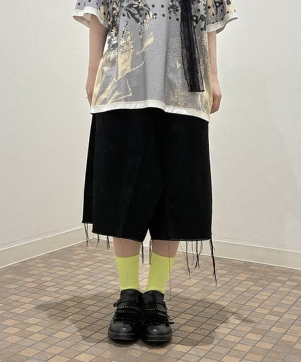 須賀さんの「BEAMS WOMEN｜レース フリル ボウタイ ノースリーブ ブラウス」を使ったコーディネート