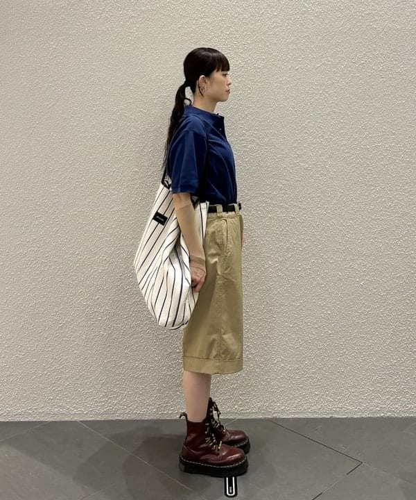 りかちょび/岸本梨佳さんの「BEAMS WOMEN｜【別注】LACOSTE / ポロシャツ」を使ったコーディネート