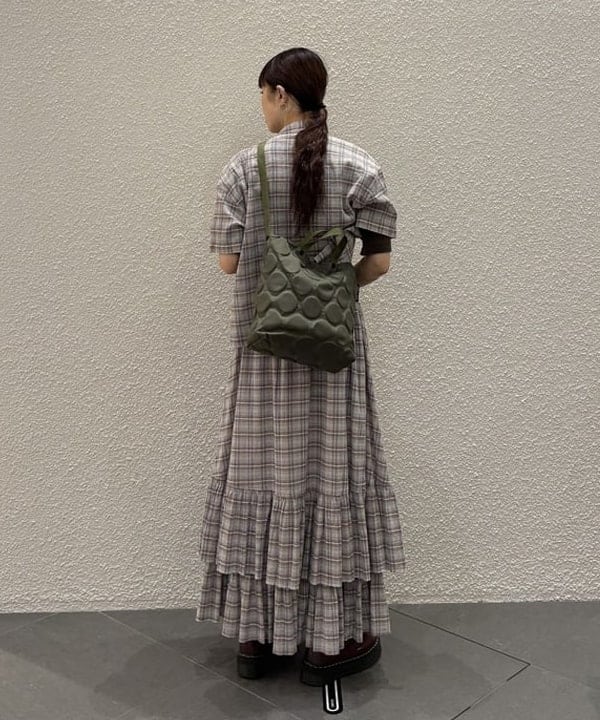 りかちょび/岸本梨佳さんの「BEAMS WOMEN｜ボーイ チェック ティアード」を使ったコーディネート