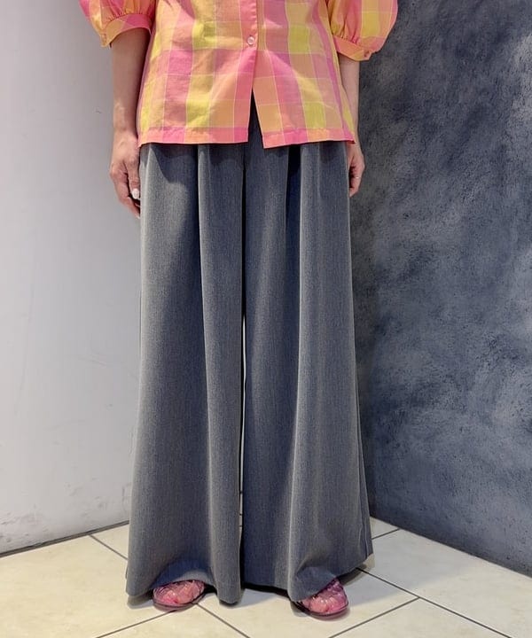 reinaさんの「BEAMS WOMEN｜ダブル ウエスト タック ワイド パンツ」を使ったコーディネート