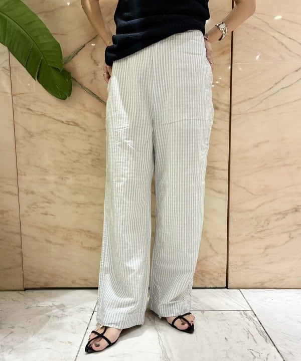 AONO SHIKAMAさんの「BEAMS WOMEN｜チェック ストライプ ヘムコード パンツ」を使ったコーディネート