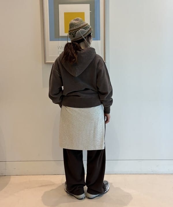 アベアミさんの「BEAMS WOMEN｜【別注】Champion / BOYロゴ リンガーTシャツ」を使ったコーディネート