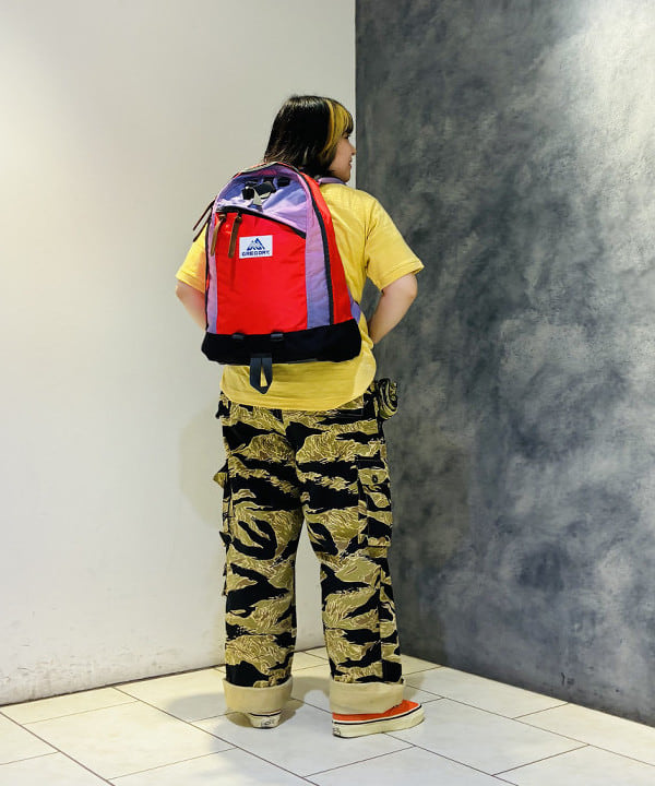 佐藤 歩さんの「BEAMS WOMEN｜【別注】GREGORY / DAY PACK」を使ったコーディネート