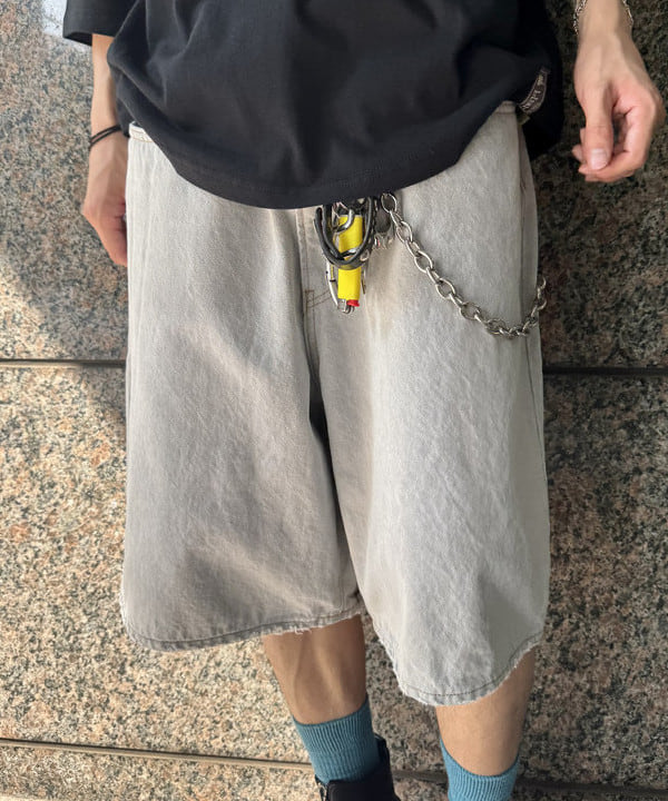 Ryohei Takataさんの「BEAMS WOMEN｜【別注】SMITH / Sliders BEAMS AB3」を使ったコーディネート