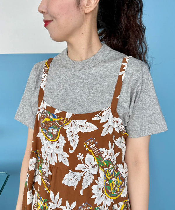 おのすさんの「BEAMS WOMEN｜【別注】SUN SURF / ノースリーブ キャミ ワンピース」を使ったコーディネート