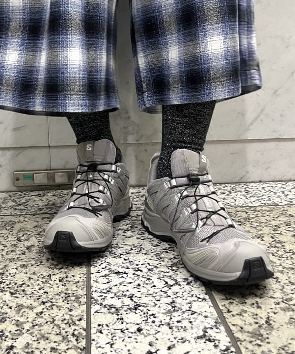 菊田 悠さんの「BEAMS WOMEN｜ソリッド TR ハーフスリーブ シャツ」を使ったコーディネート