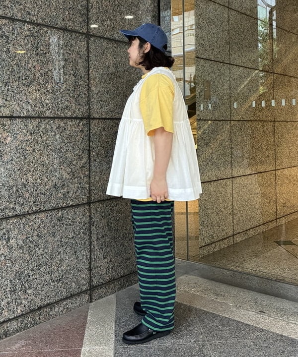イガラシさんの「BEAMS WOMEN｜コットン ギャザー ノースリーブ」を使ったコーディネート
