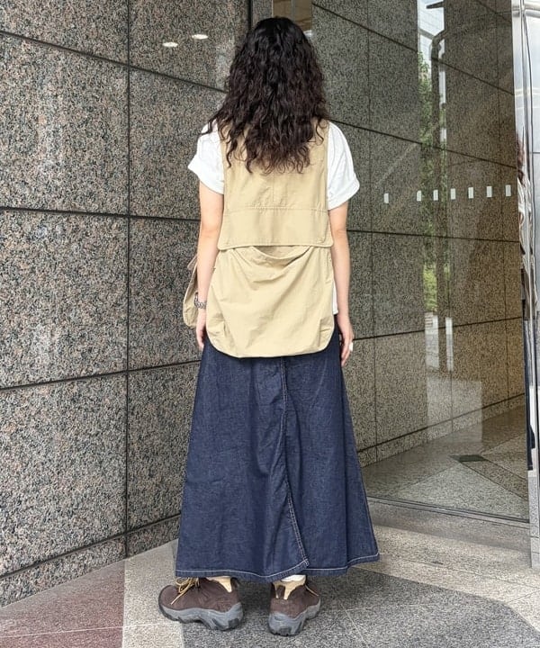 ばるたんさんの「BEAMS WOMEN｜【別注】WAREHOUSE & CO. / Lot 4601 Print Tshirt #1」を使ったコーディネート