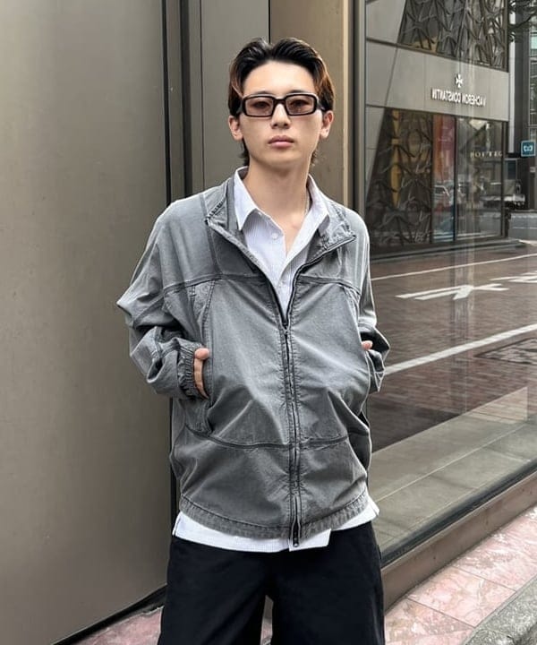 照田 拓史さんの「BEAMS WOMEN｜シアサッカー シャツ【リラックスフィット】」を使ったコーディネート