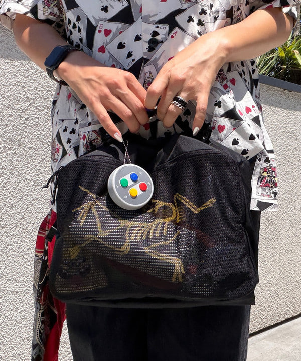 Heg.さんの「【別注】upper hights / THE SISTER デニムパンツ LAMPBLACK」を使ったコーディネート